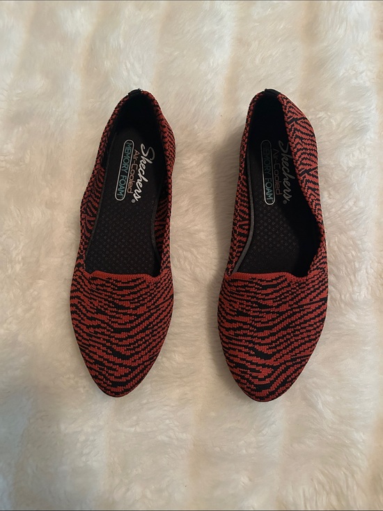 Skechers Shoes - Skechers Women's Red and Black Knit Slip-On Loafers